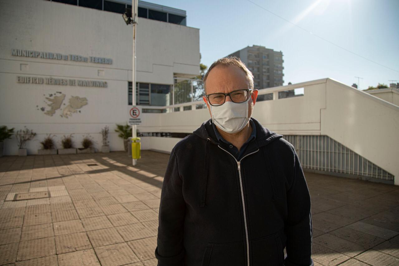 “El cierre del aeropuerto de El Palomar no es el camino para salir de la crisis”