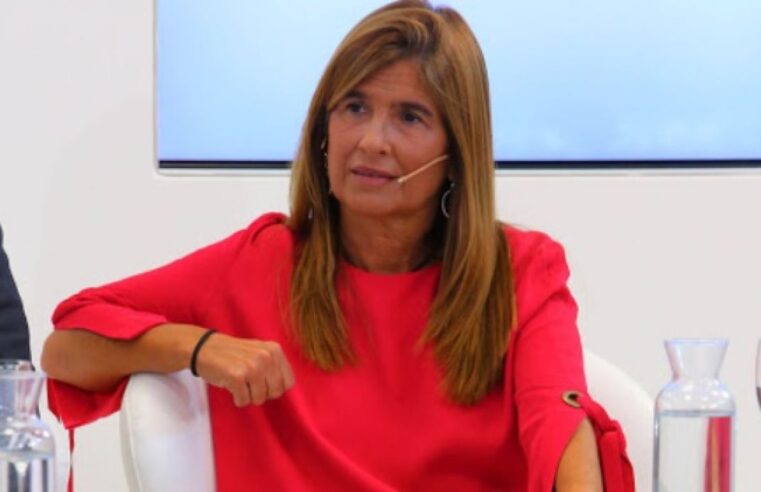 Mariel Fornoni: “Se dinamitó la confianza en el plan de vacunación”