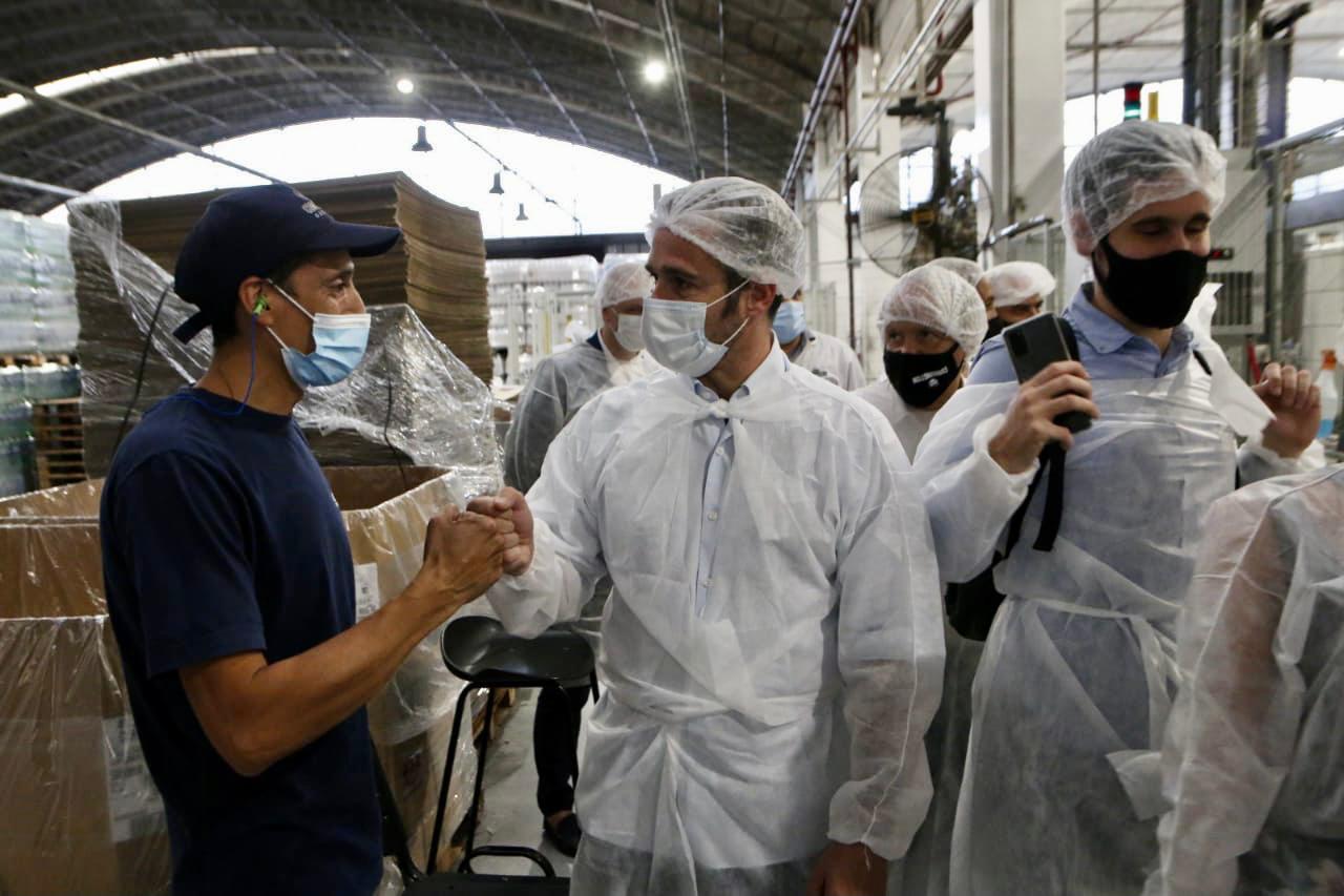 “Estamos poniendo al país productivo en funcionamiento”