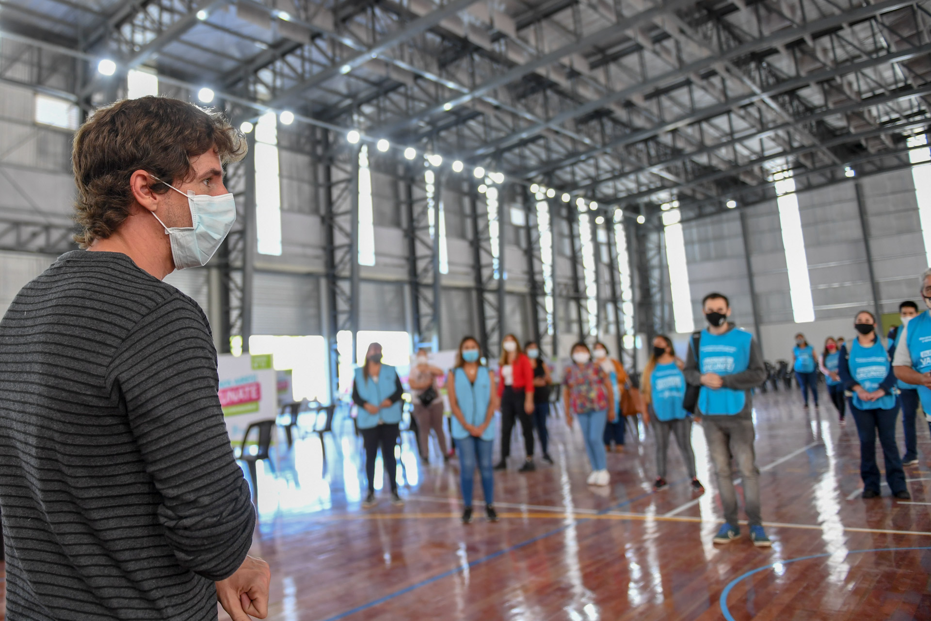 Juan Andreotti presentó nuevo Centro de Vacunación en el Microestadio del Polideportivo N°2