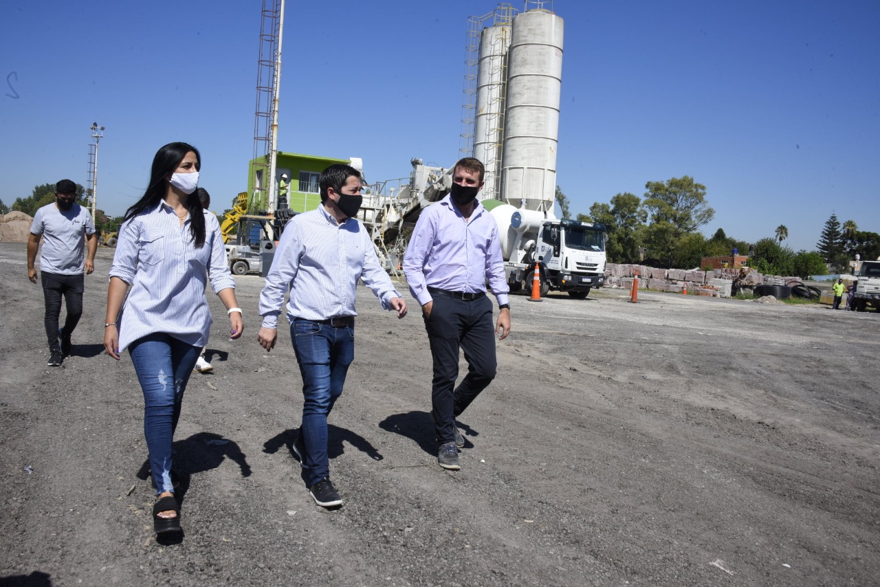 Nardini visitó la nueva Planta Hormigonera de Malvinas Argentinas