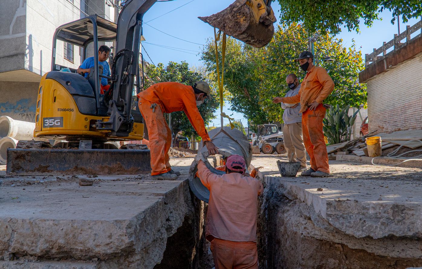 Avanza la obra hidráulica en Florida Oeste que beneficiará a más de 50 mil vecinos