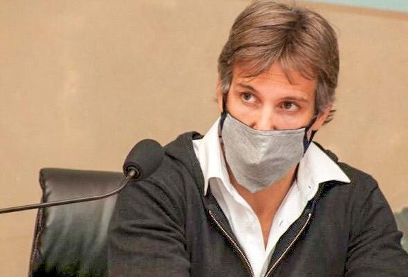 Cernadas presentó un amparo para que no cierren las escuelas en Tigre