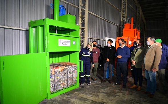 Sujarchuk y Cabandié inauguraron la primera planta de Gestión de Residuos Sólidos Urbanos