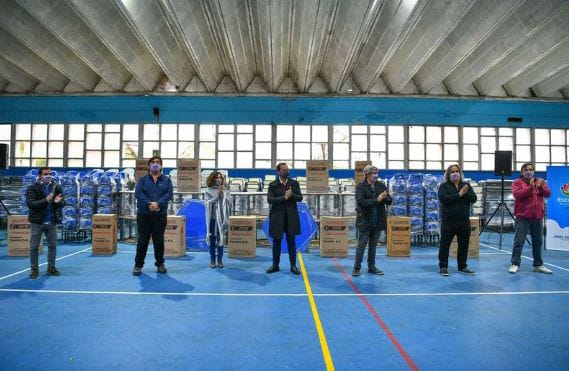 Sujarchuk hizo entrega de mobiliario escolar para 54 establecimientos educativos