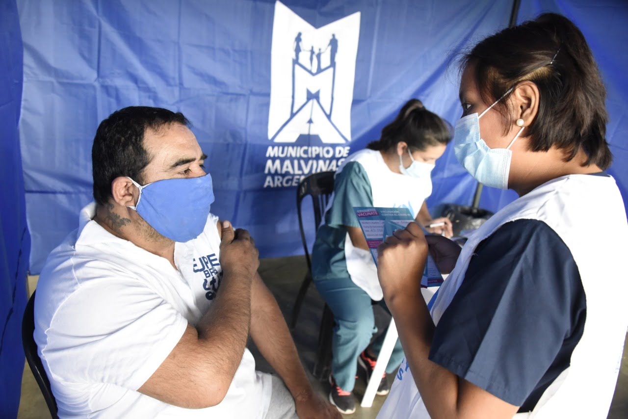 Más de 100 mil personas ya se vacunaron contra el Covid-19 en Malvinas Argentinas