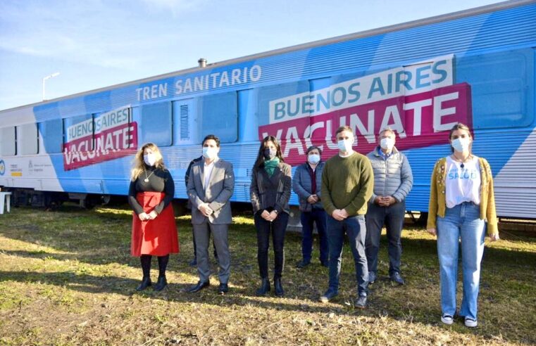 En Manzanares, Achával recorrió el Tren Sanitario y el Mercado Federal