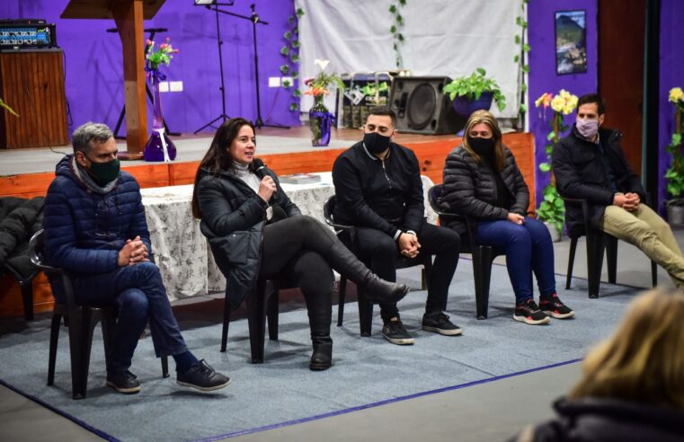 Laura Guazzaroni encabezó una reunión con vecinos e integrantes de la Pastoral Unida de Garín