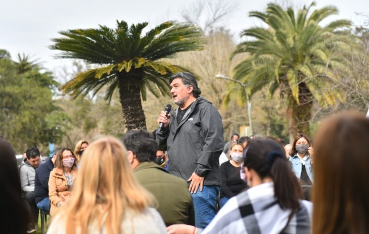 “Voy a llevar al Senado el proyecto de inclusión y derechos con el que transformamos Escobar”