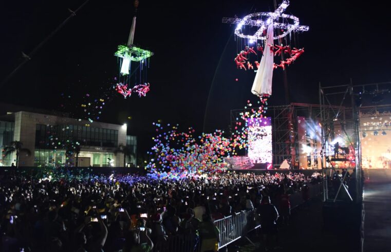 Multitudinario evento de Navidad en Malvinas Argentinas