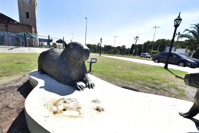 Recuperan carpincho de bronce robado de la Estación de Tigre