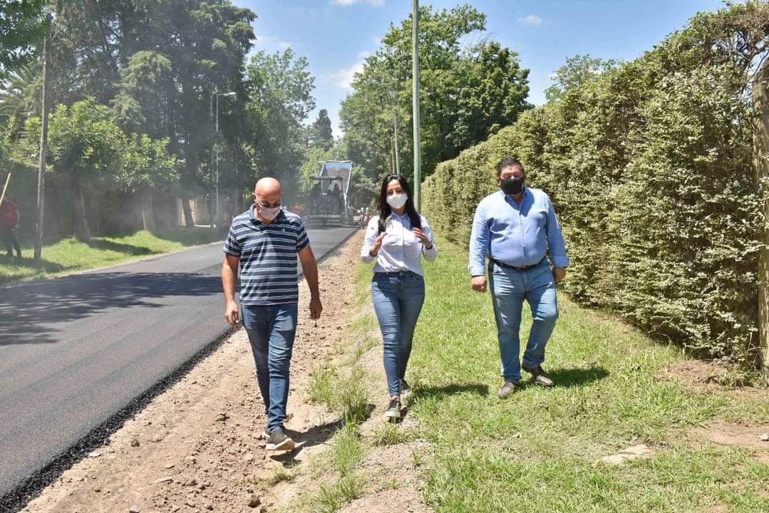 Correa visitó la obra de la calle Polonia en Tortuguitas