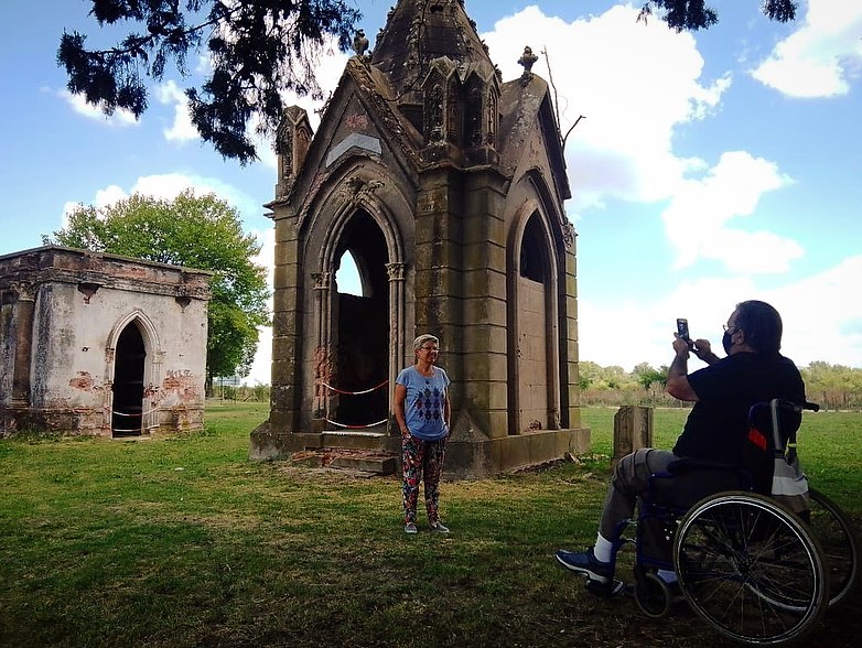 Cada vez más turistas visitan el ex Cementerio Sud de San Andrés de Giles