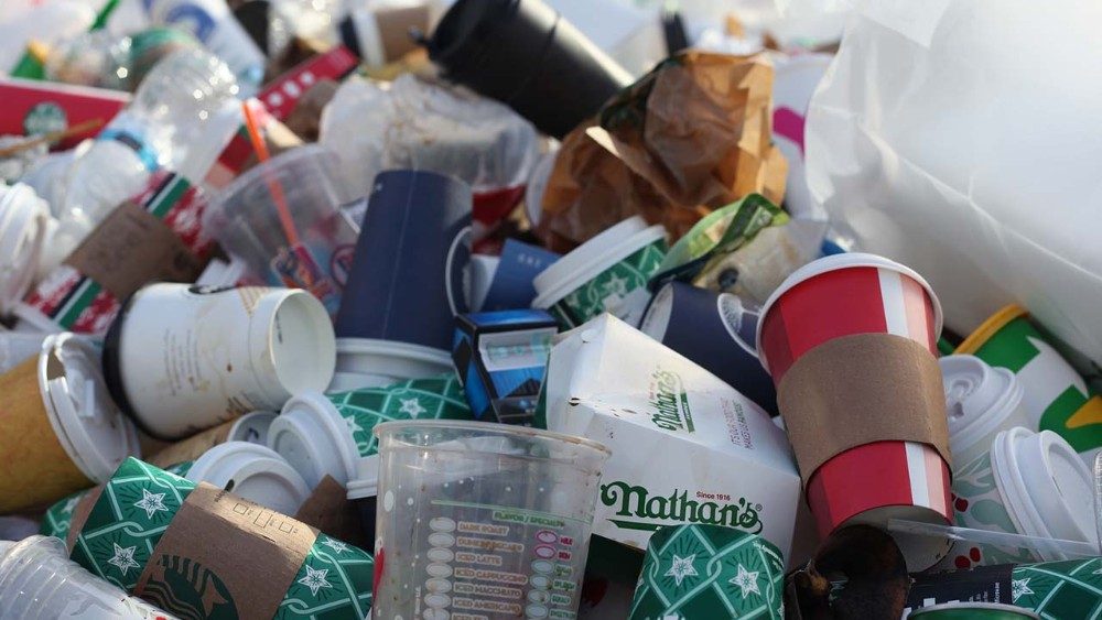 Tigre prohíbe el plástico de un solo uso