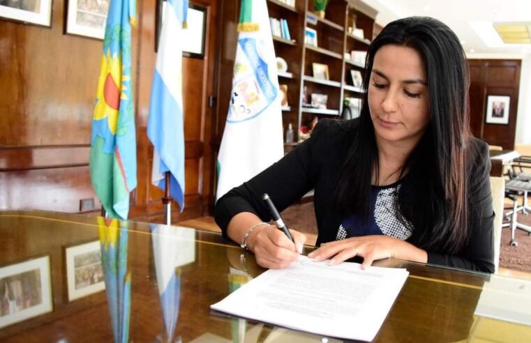 Correa anunció un aumento de 50% para trabajadores municipales de Malvinas Argentinas