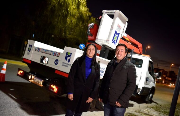 “Estamos realizando el recambio de columnas y de luminarias LED en todo el distrito”