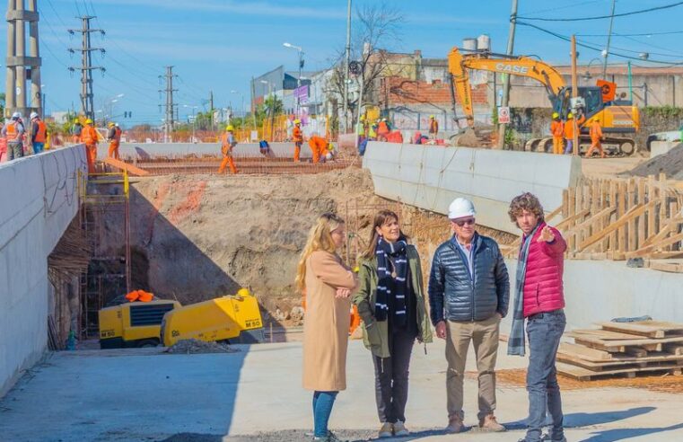 Andreotti visitó la excavación del Túnel de Avenida Sobremonte