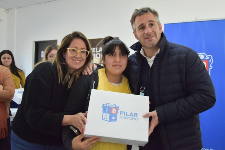 Valeria Domínguez en Derqui: “Acompañar a las mujeres es parte fundamental del proyecto político de Pilar”