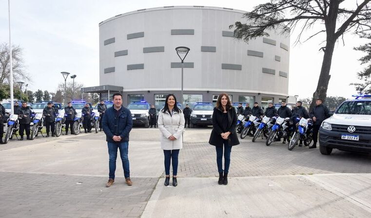 Presentaron 24 nuevas unidades de patrullas para Protección Ciudadana de Malvinas Argentinas