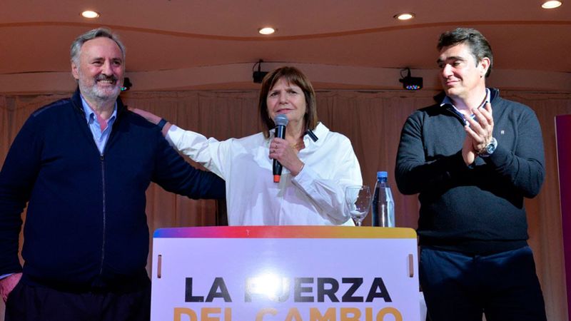 Bullrich presentó a Joaquín De la Torre como precandidato para 2023