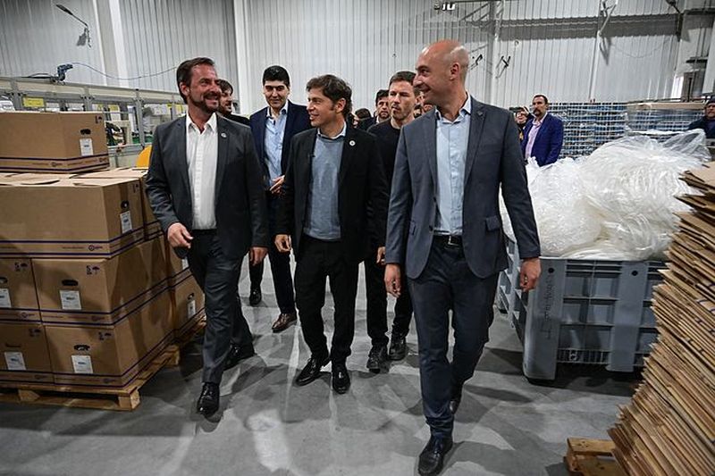 Sujarchuk y Kicillof encabezaron mesa de trabajo para fortalecer la industria escobarense 