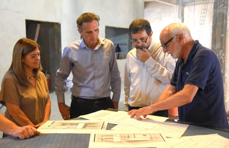 Moreira y Katopodis recorrieron la obra del nuevo Centro Cultural de Villa Ballester