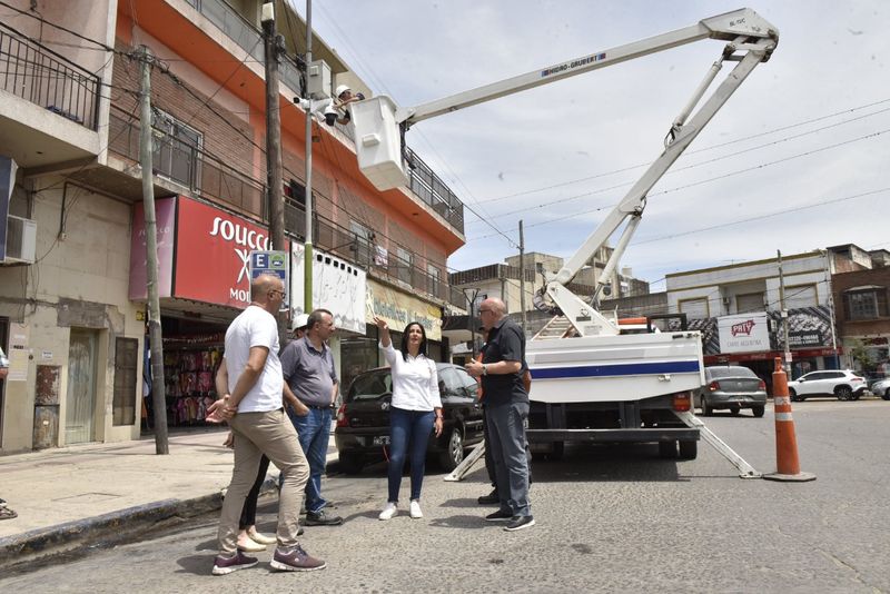 Suman cámara de seguridad en Tortuguitas