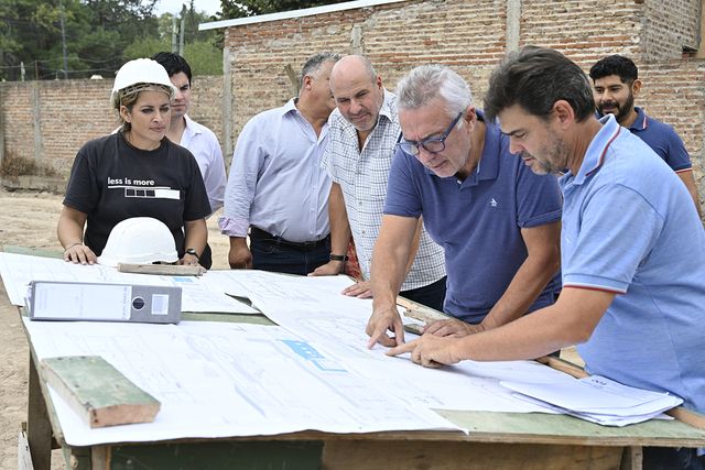Zamora supervisó la construcción de la nueva Escuela Secundaria N° 47