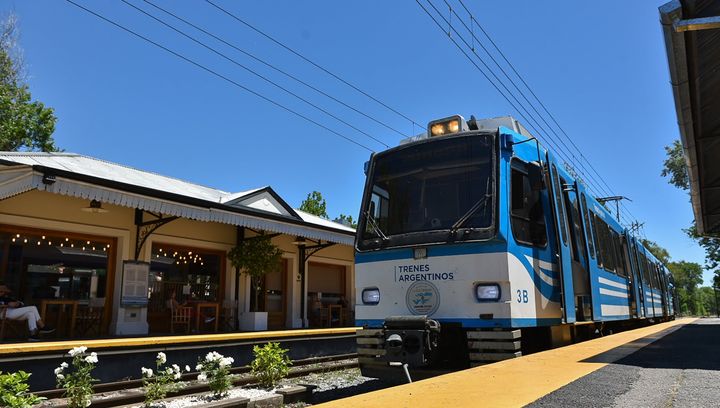 Récord: Más de 100.000 personas usaron en enero el Tren de la Costa