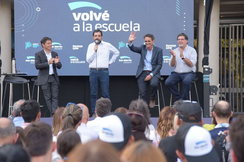 Moreira y Kicillof presentaron una nueva edición de Volvé a la Escuela en San Martín