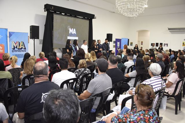 Presentaron el programa”Impulsar Desarrollo” en encuentro de emprendedores, en la CCA de Malvinas Argentinas