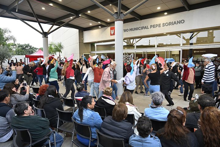 En un gran festejo familiar, el Municipio de Tigre celebró el 94° aniversario de Benavídez