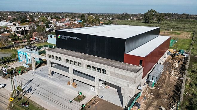 En Matheu, la Municipalidad inauguró el tercer microestadio del distrito “Héroe de Malvinas José Raúl Ibáñez”