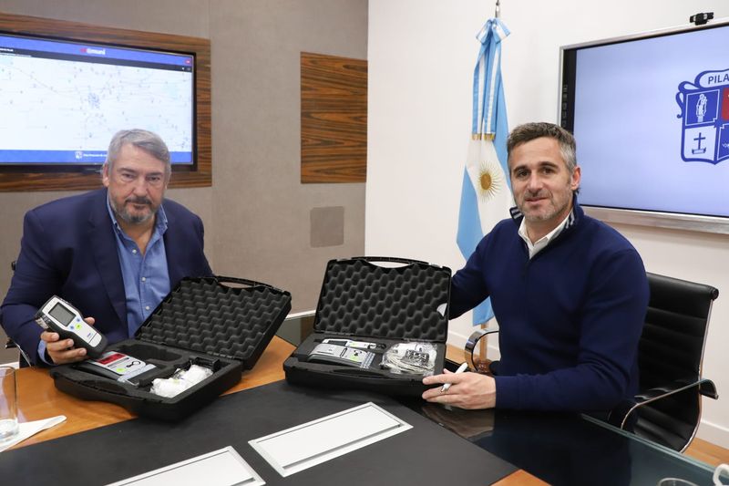 Con el eje en reforzar la seguridad vial en Pilar, D’Onofrio y Achával sellaron un acuerdo de colaboración