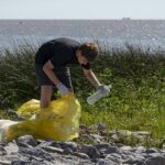San Isidro: más de 120 estudiantes limpiaron la costa para generar conciencia ambiental 