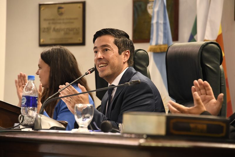 Nardini asumió su tercer mandato como intendente de Malvinas Argentinas