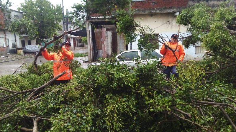 Por el temporal, el Comité de Crisis de San Martín trabaja en todos los barrios