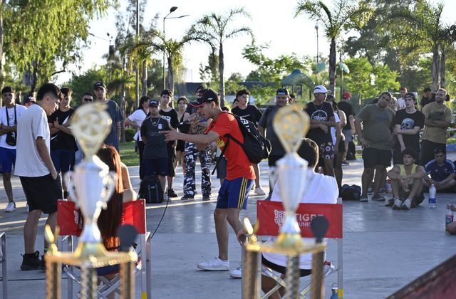 Los jóvenes de Tigre celebraron el comienzo de la Liga Municipal de Freestyle