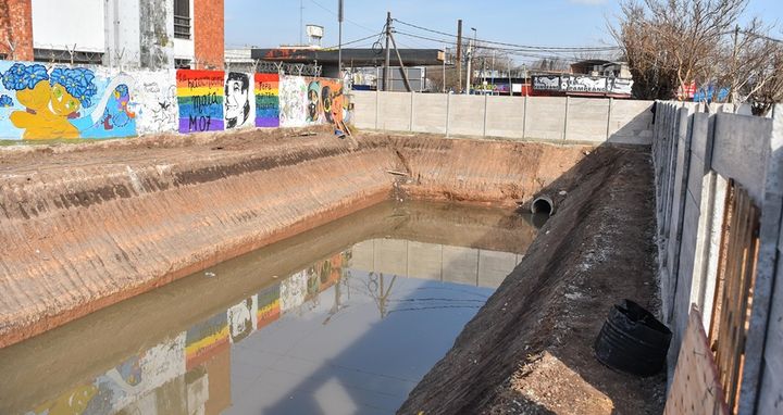 Avanzan las obras de ampliación del reservorio de agua en el centro de Garín