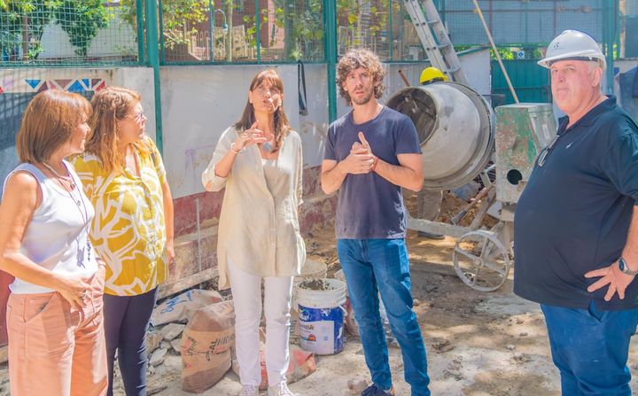 Andreotti recorrió la obra de renovación de la Escuela Especial N°501