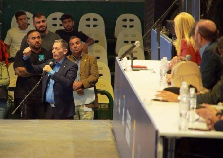 Gray pidió una profunda renovación de peronismo