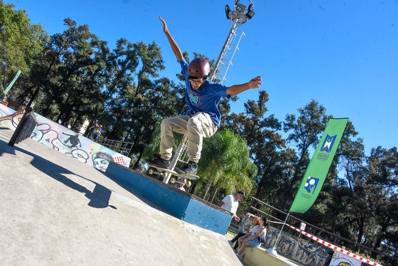 Comenzó el “Circuito Malvinas Skateboarding”