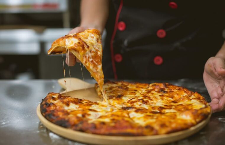 Esta semana llega PIZZA VILO: descuentos, promociones y shows en vivo