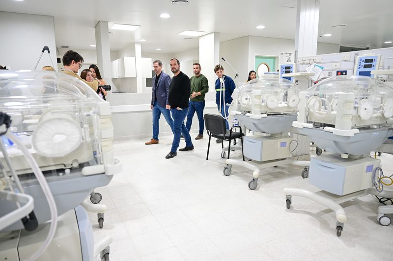 Sujarchuk recorrió las obras de ampliación del Hospital del Bicentenario