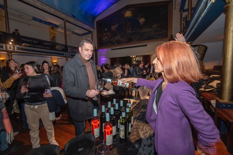 Vinos al Río, Experiencia de Gala: Un Encuentro entre el Vino y la Historia