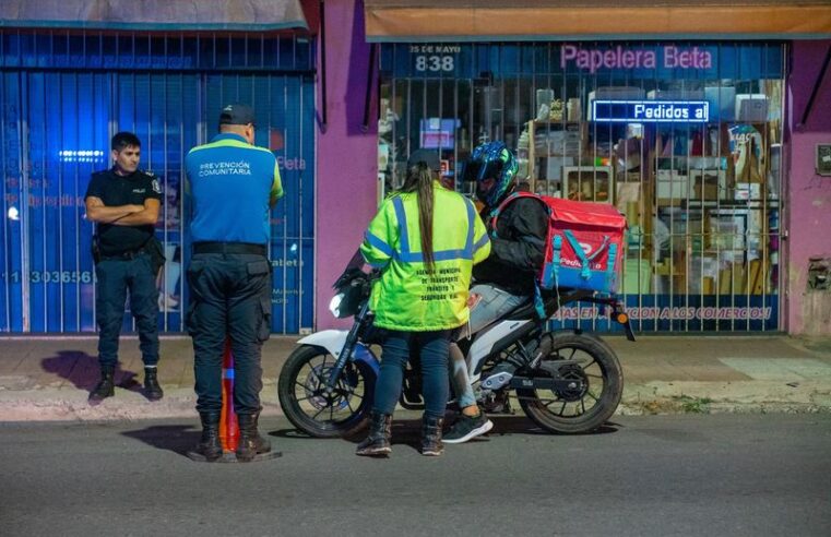 Escobar lanza una credencial para repartidores en moto que busca fortalecer la seguridad en el distrito