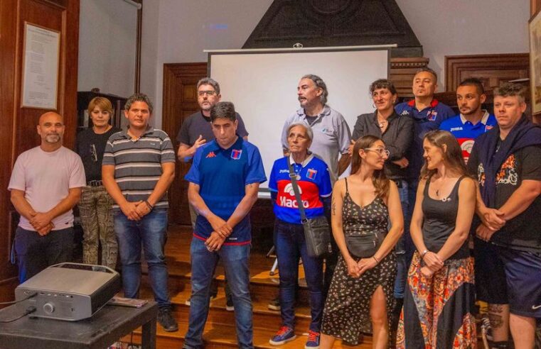 El Museo de San Fernando inauguró una muestra por el “Día del Hincha de Tigre”