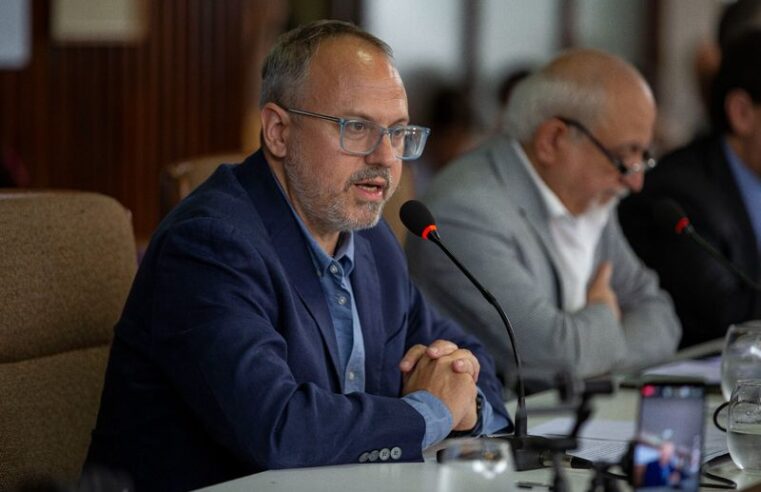 Valenzuela propone una Legislatura unicameral para “bajar el gasto político de la provincia de Buenos Aires”