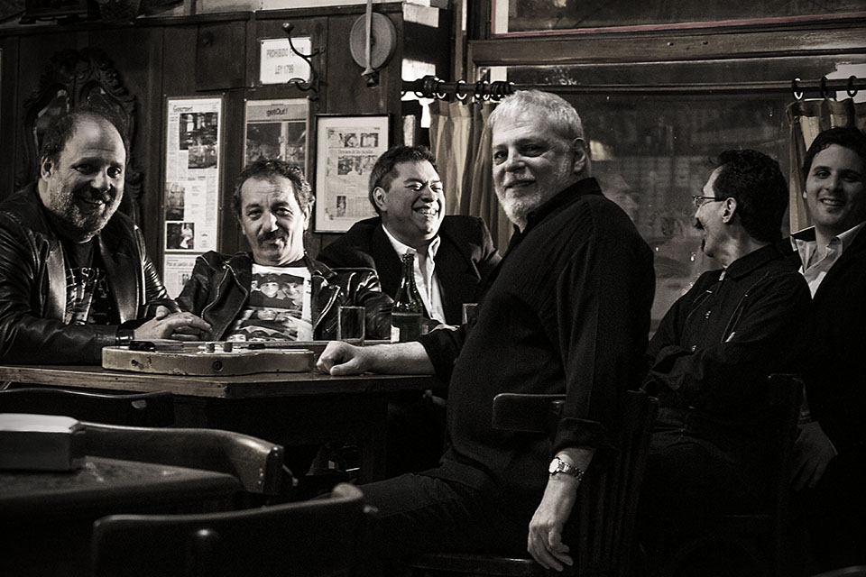 Llega una noche intensa de blues con Memphis la Blusera en La Fonda del Golf