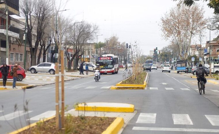 Lanús inauguró el nuevo Corredor Rolón que mejorará la circulación y seguridad vial en un acceso clave de San Isidro